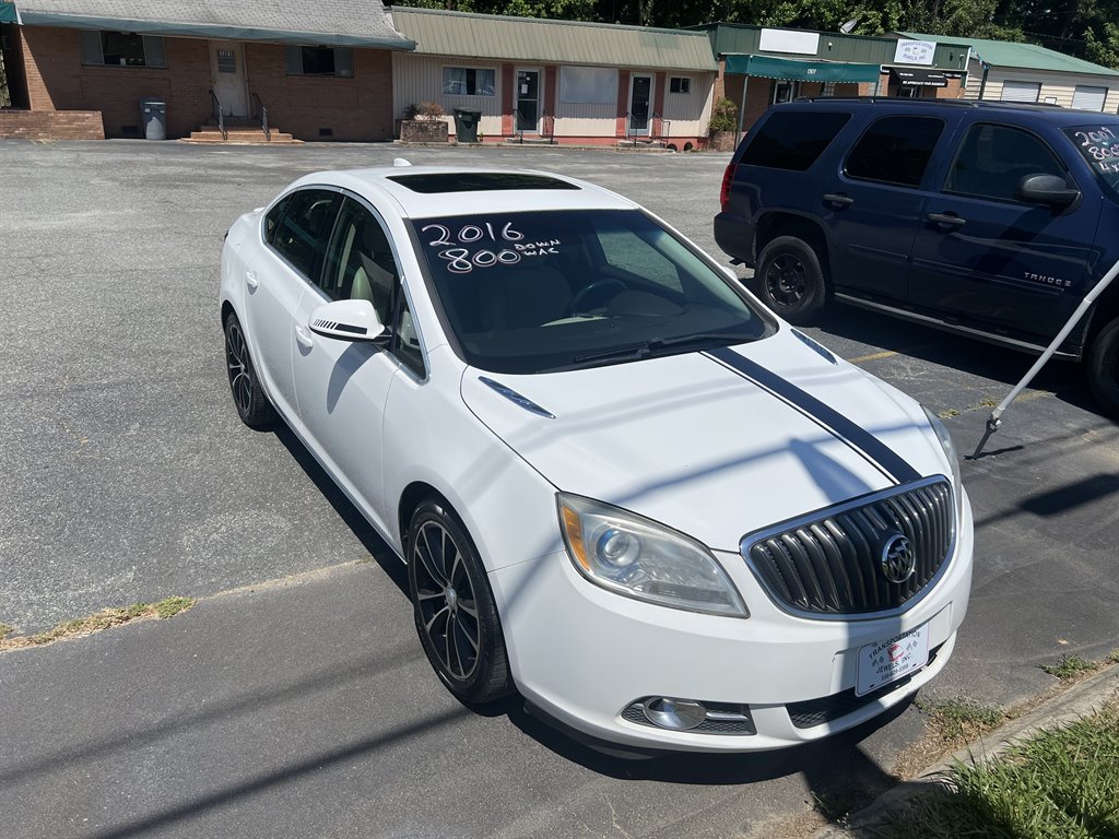 2016 Buick Verano Sport Touring's photo