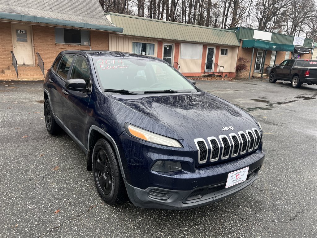 2014 Jeep Cherokee Sport's photo