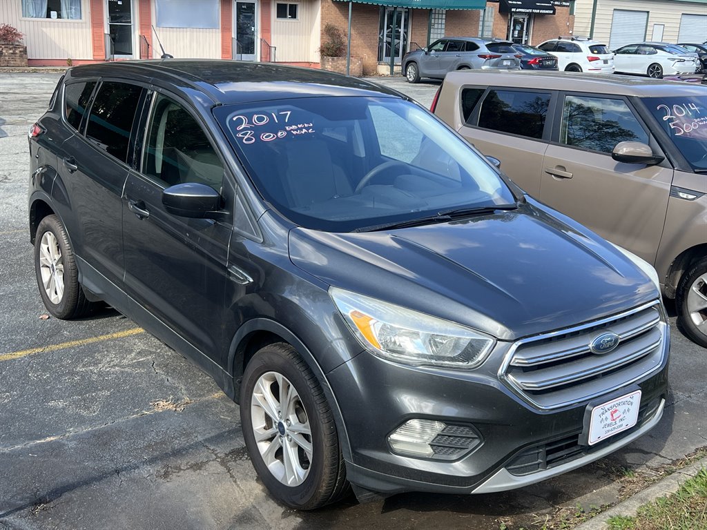 2017 Ford Escape SE's photo