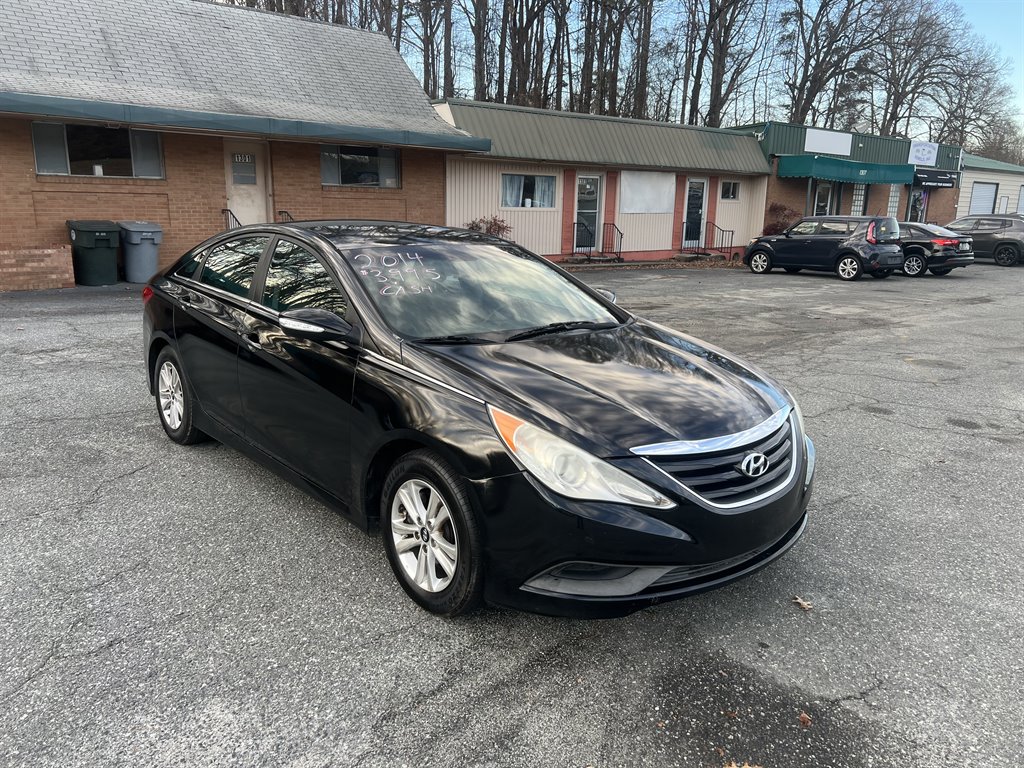 2014 Hyundai Sonata GLS's photo