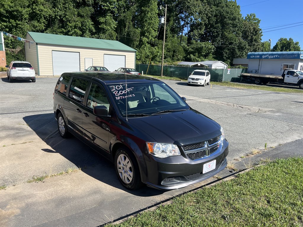 2017 Dodge Grand Caravan SE's photo