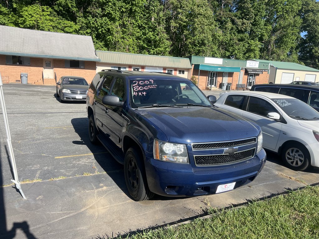 2009 Chevrolet Tahoe 4WD LS's photo